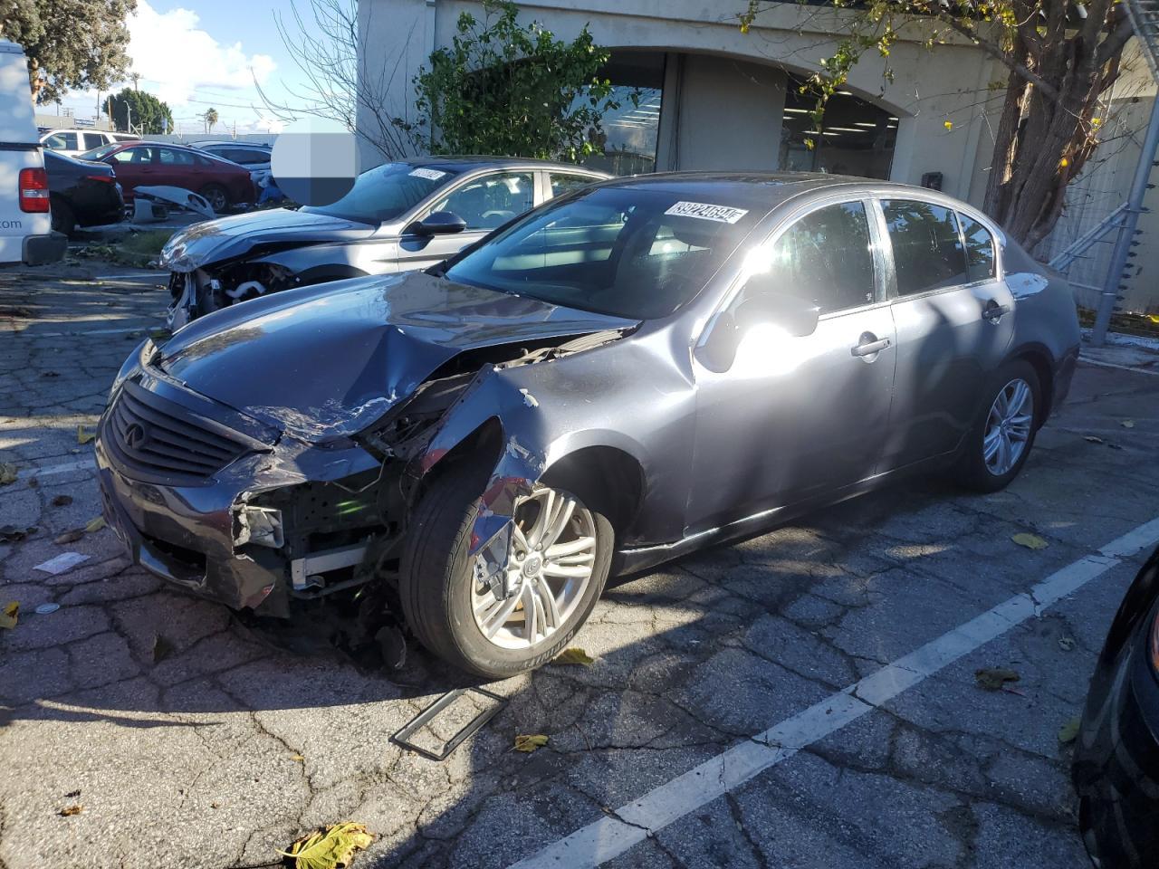 Infiniti G (2012)