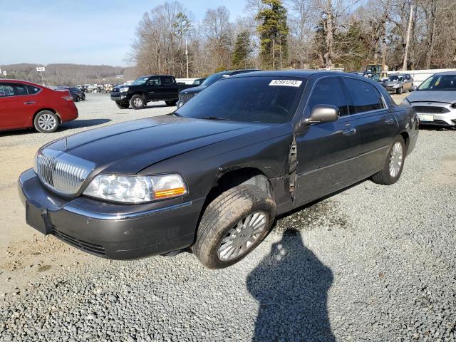 Lincoln Towncar (2003)