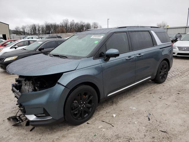 Kia Carnival s (2022)