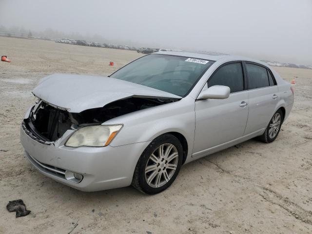 Toyota Avalon xl (2006)