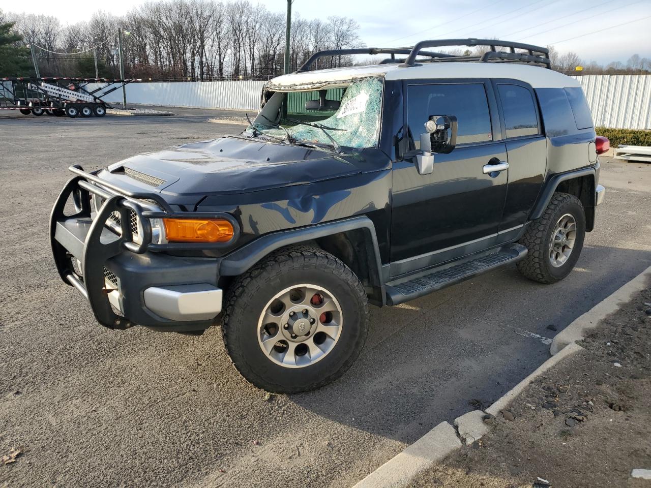 Toyota Fj cruiser (2011)