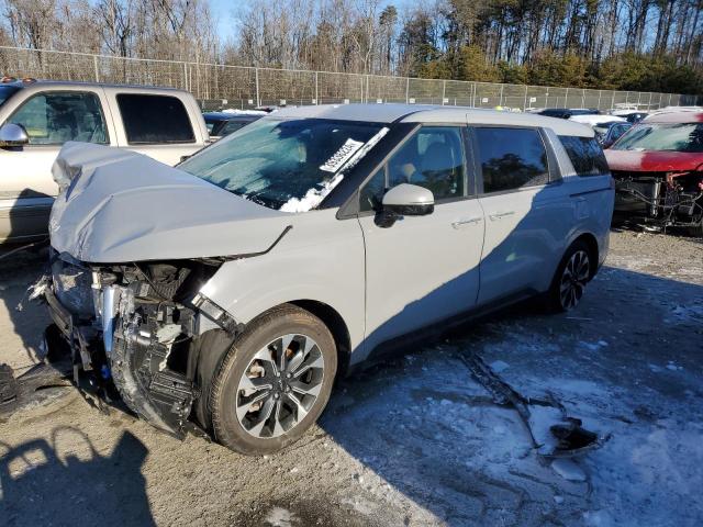 Kia Carnival e (2023)
