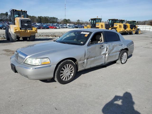 Lincoln Towncar (2003)