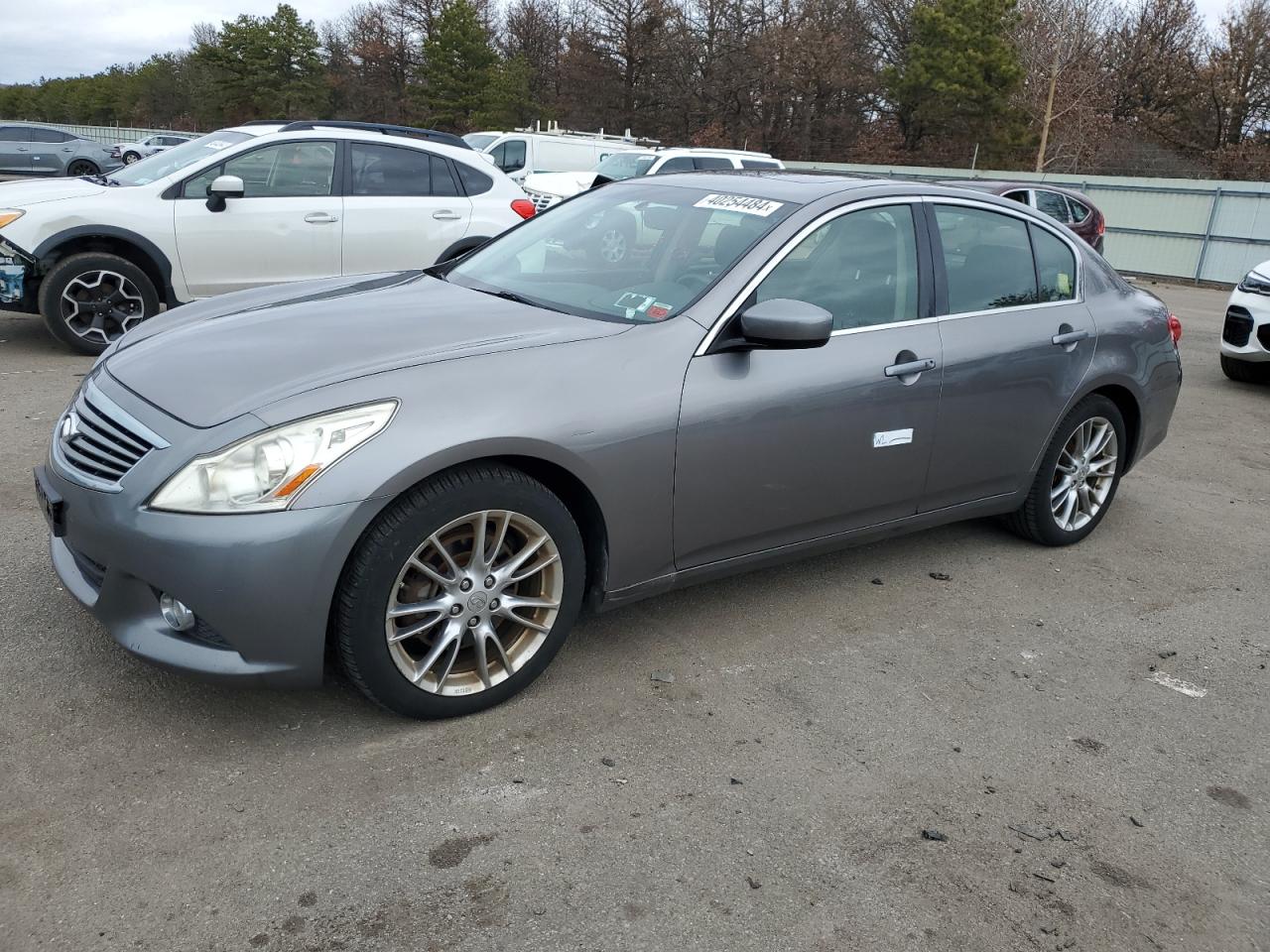 Infiniti G (2013)