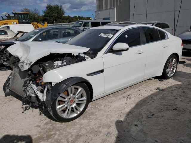 Jaguar Xe (2019)