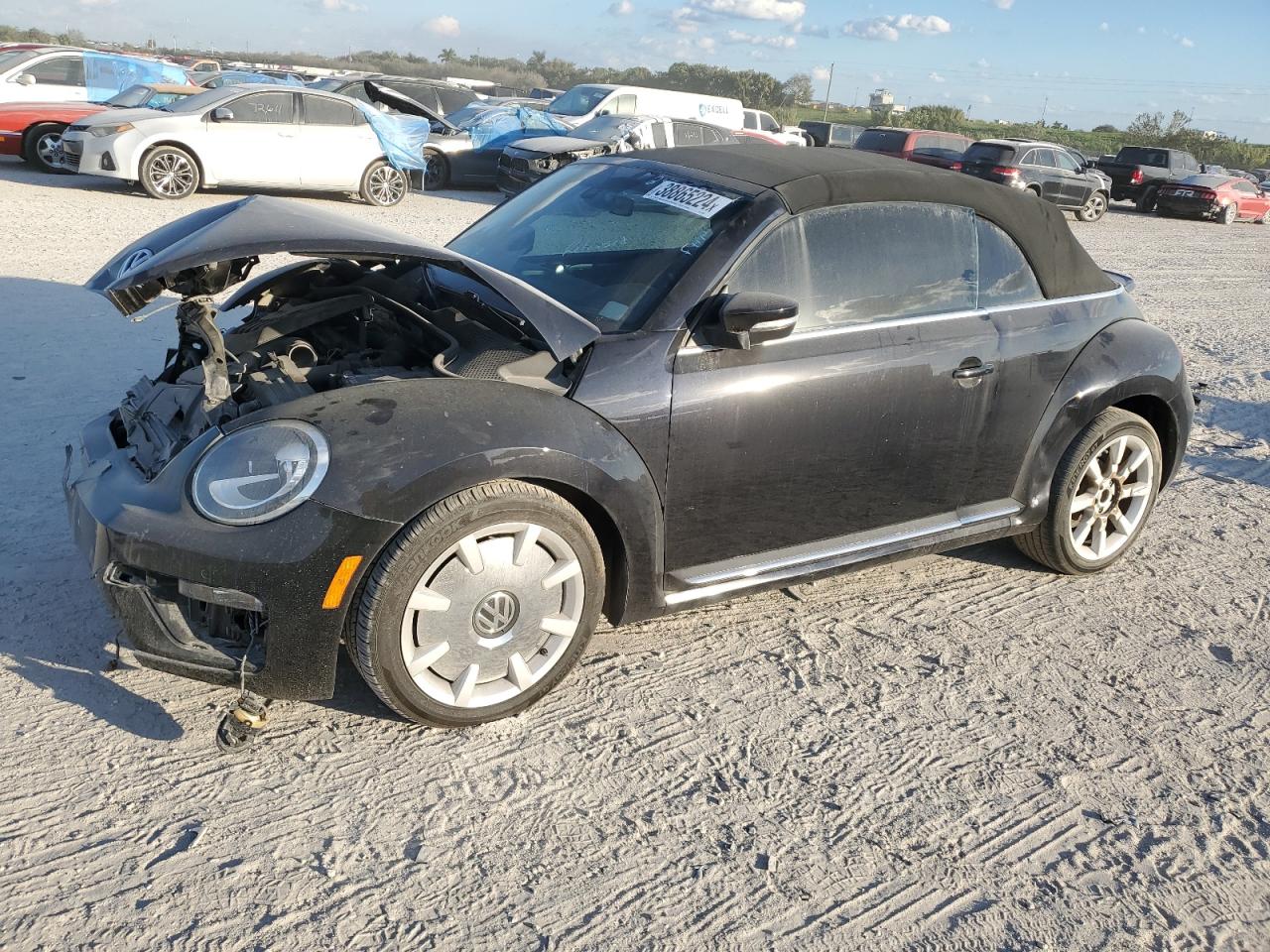 Volkswagen Beetle (2018)