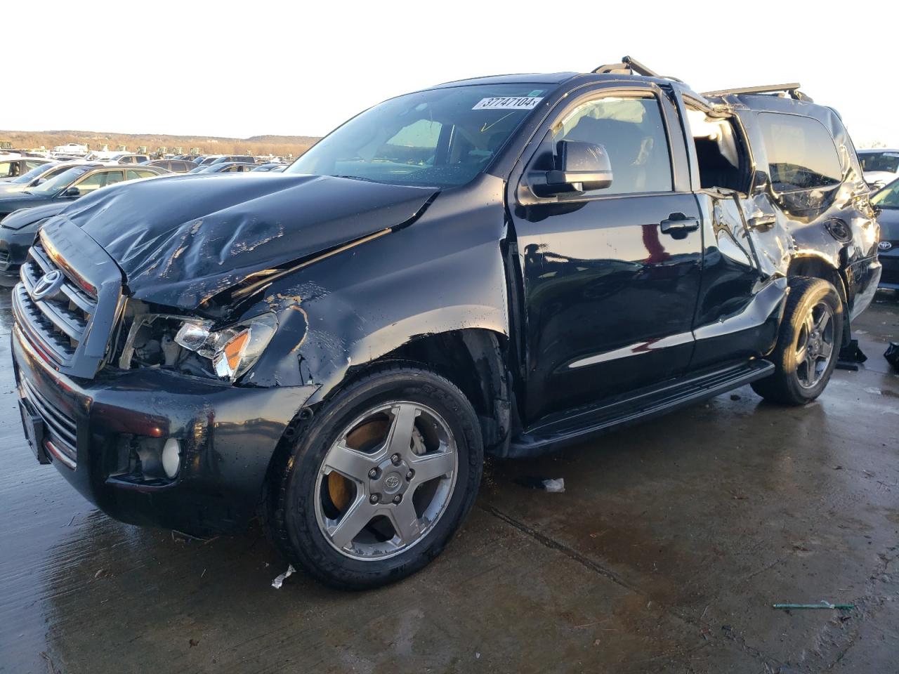 Toyota Sequoia (2013)