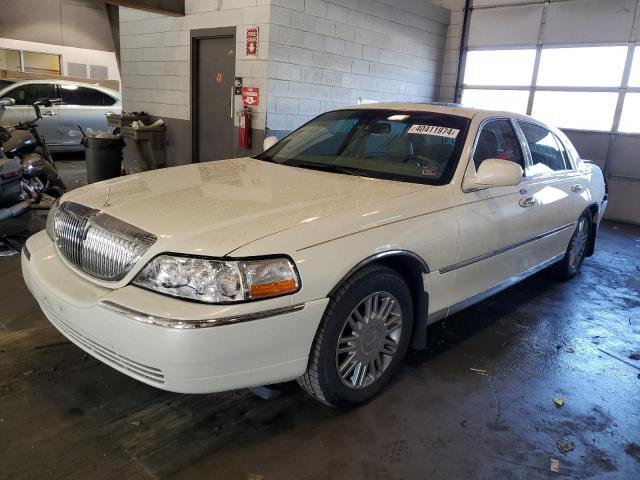 Lincoln Towncar (2007)