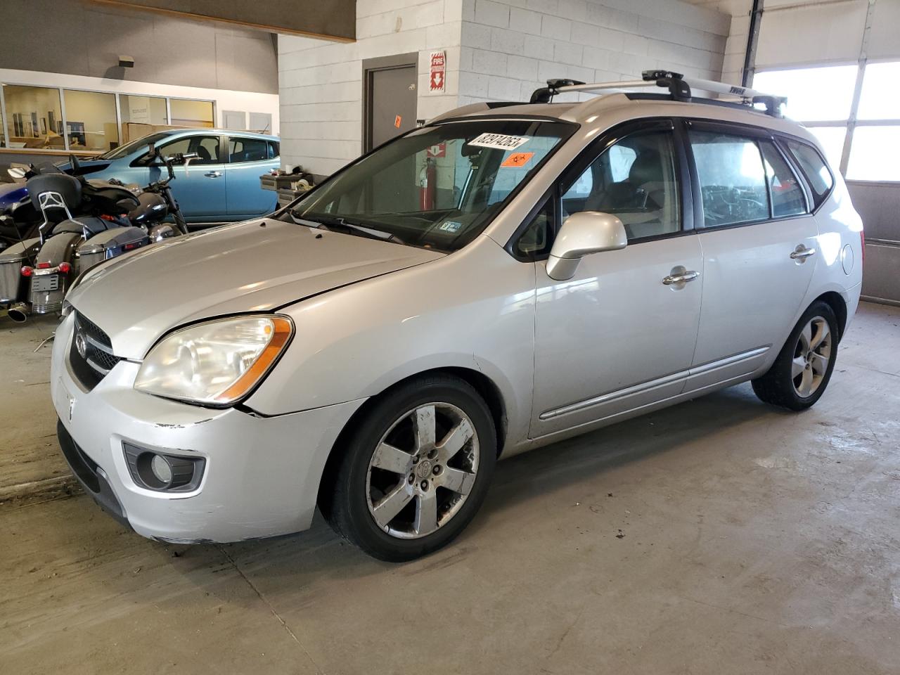 Kia Rondo (2007)