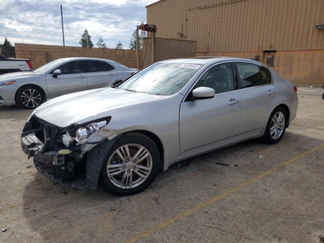 Infiniti G (2013)