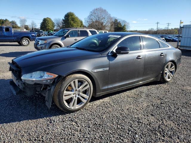 Jaguar Xj (2013)