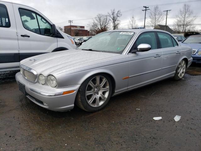 Jaguar Xj (2004)