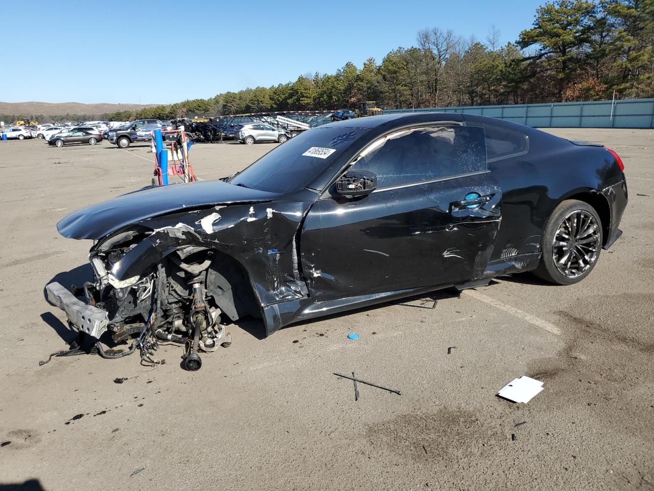 Infiniti Q60 (2014)