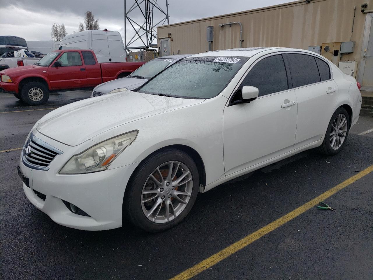 Infiniti G (2011)