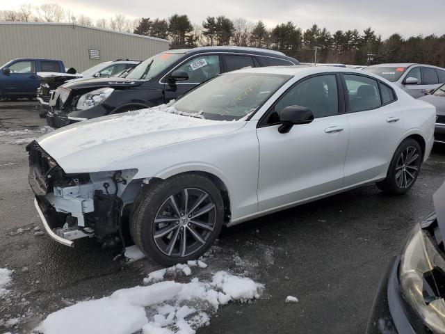 Volvo S60 b5 mom (2022)