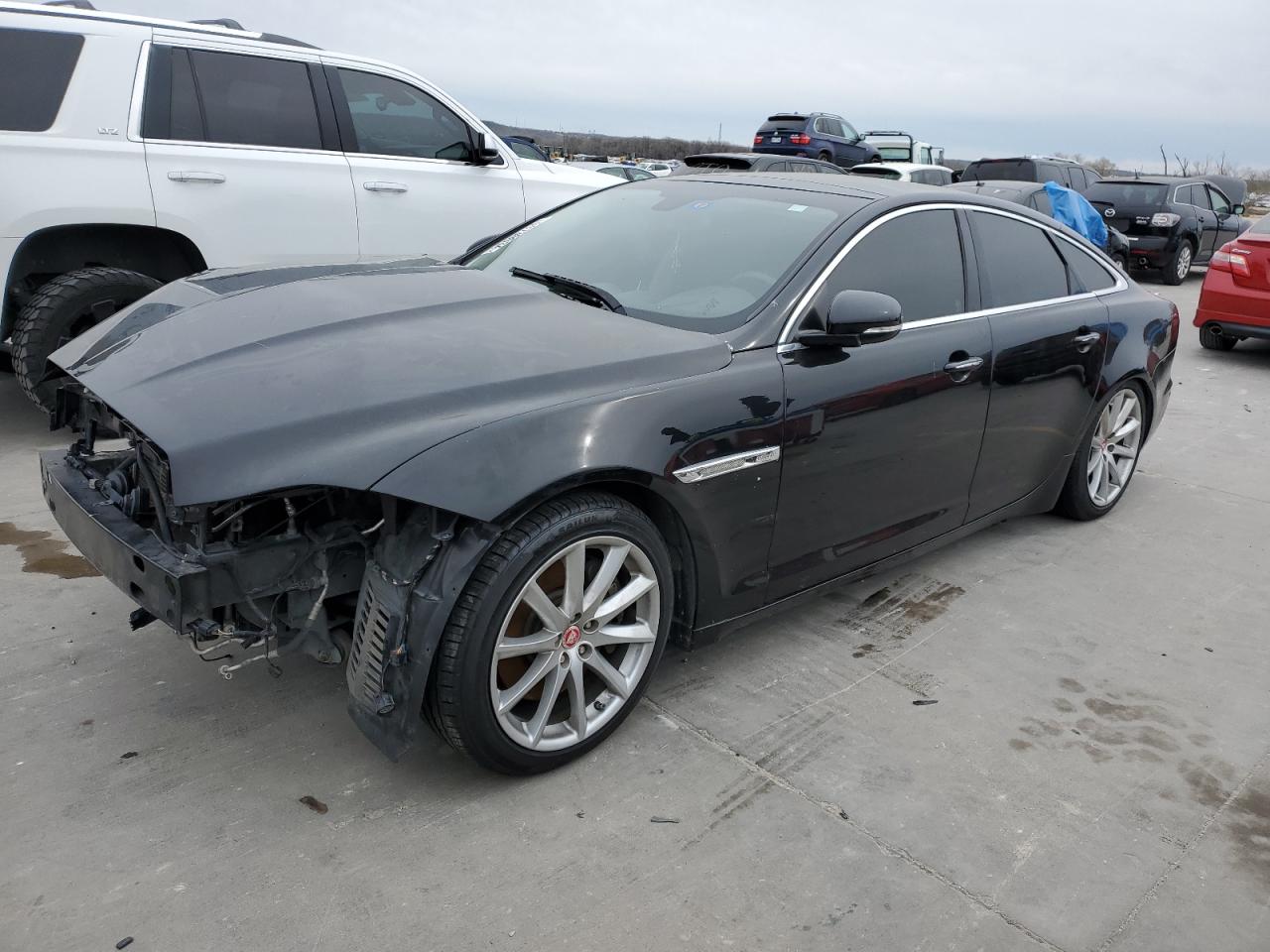 Jaguar Xj (2013)