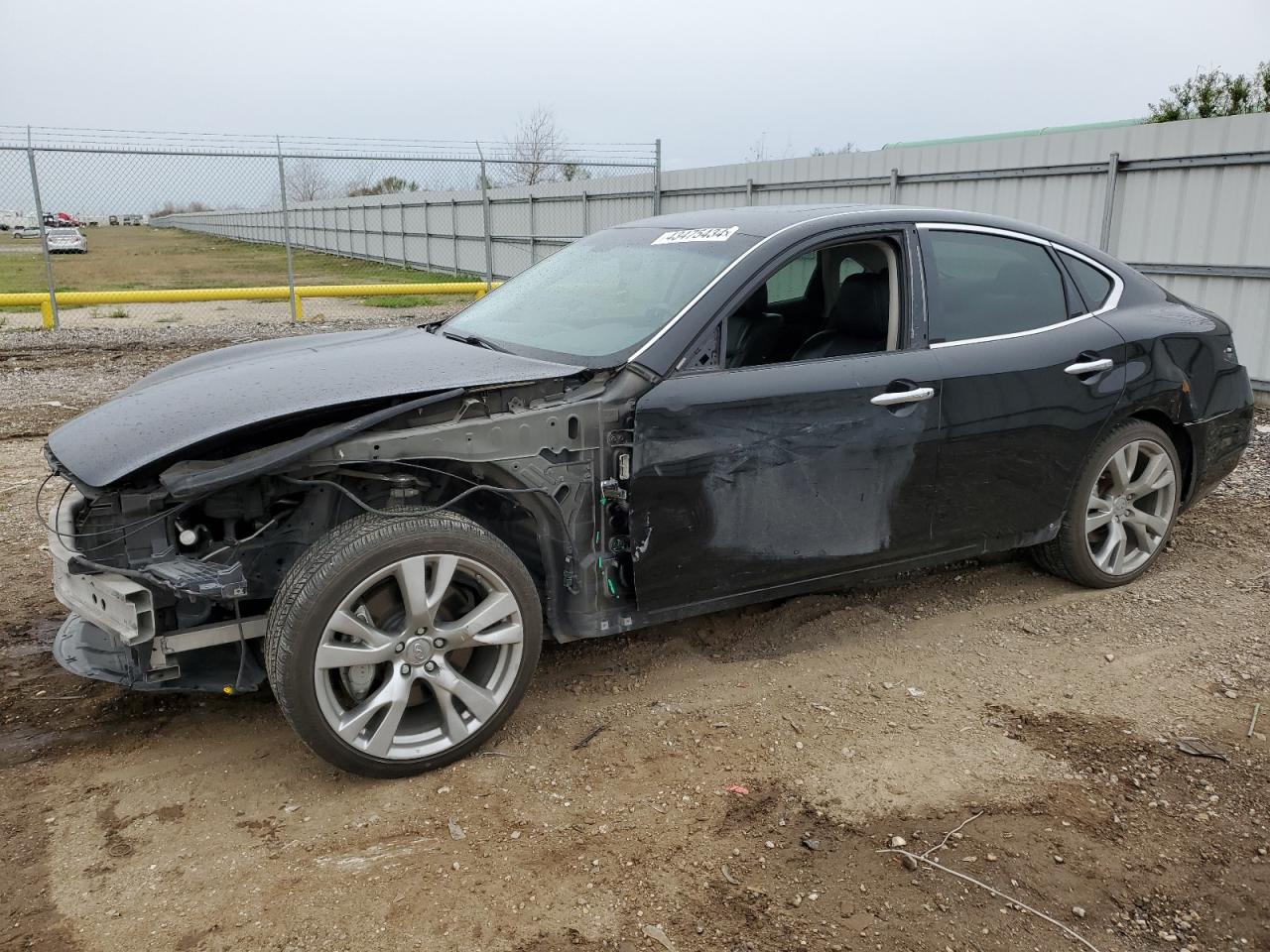 Infiniti M (2011)