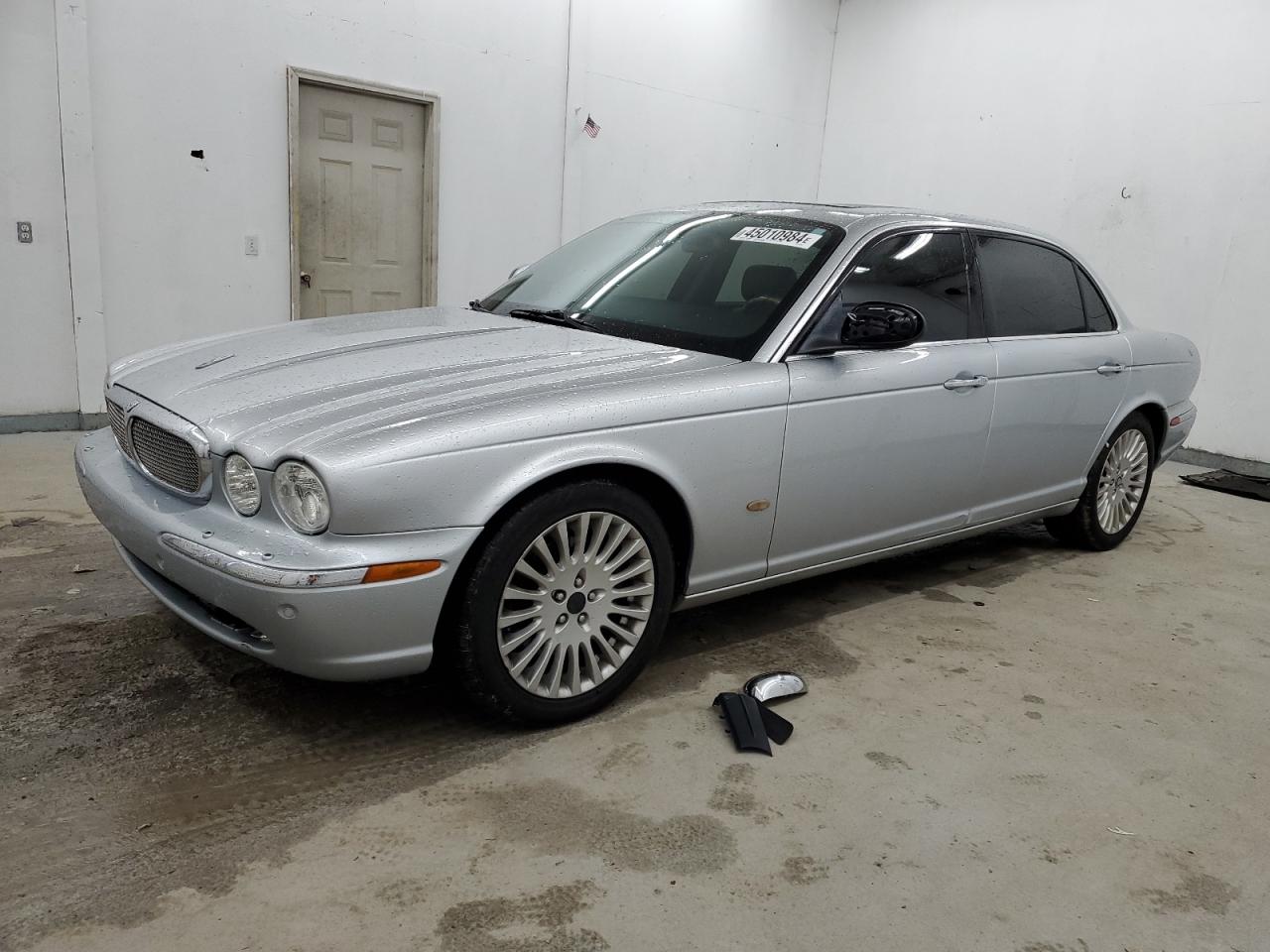 Jaguar Xj (2007)