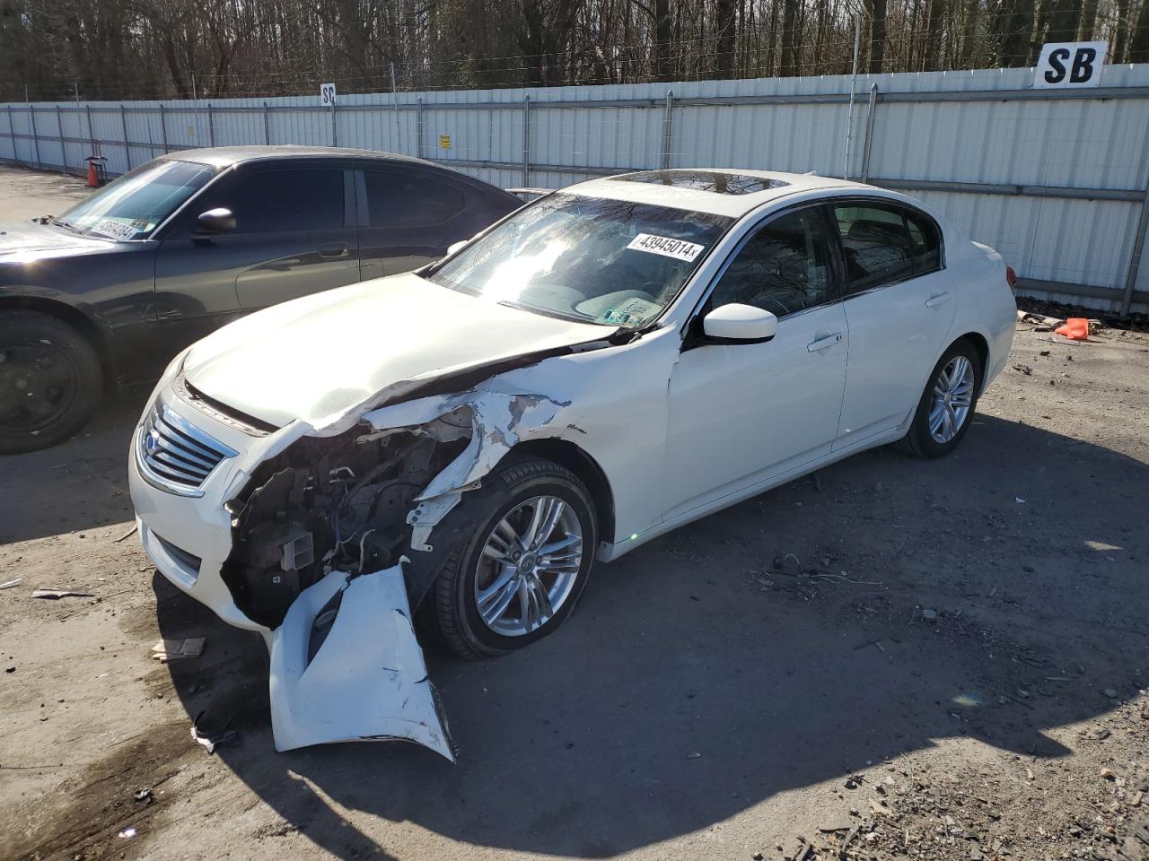 Infiniti G (2013)