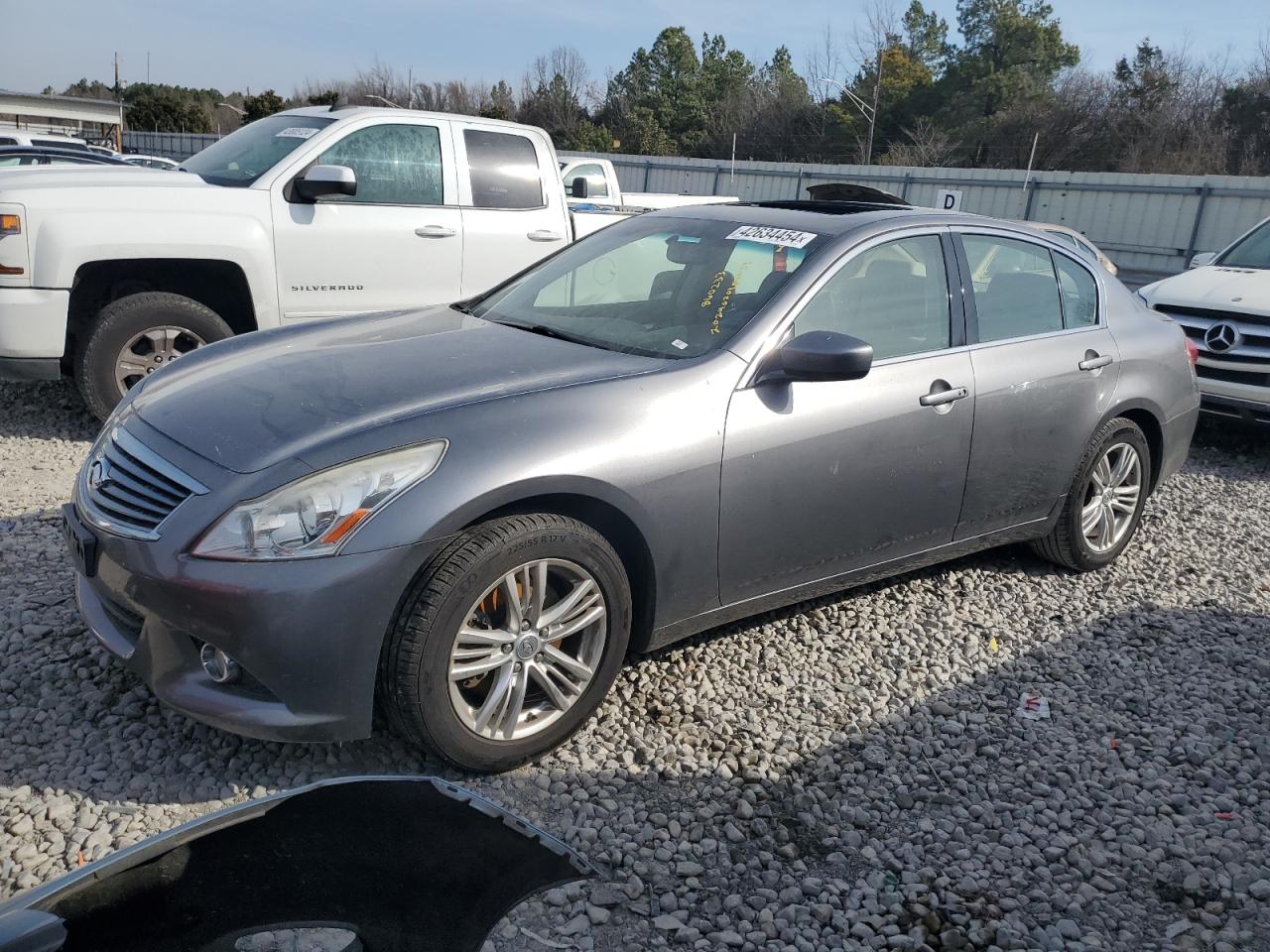 Infiniti G (2012)