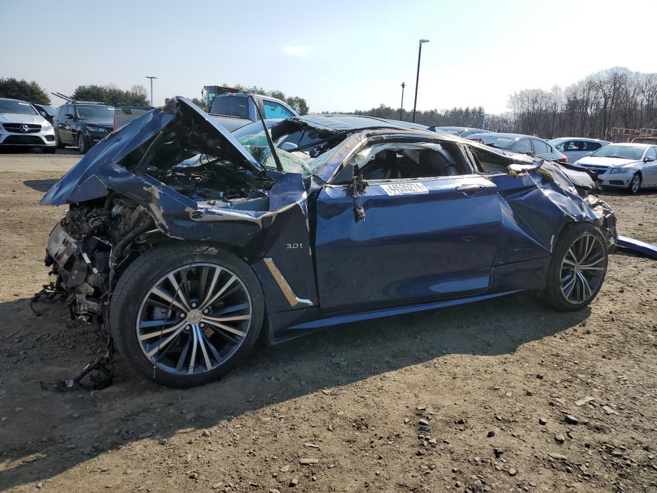 Infiniti Q60 (2017)
