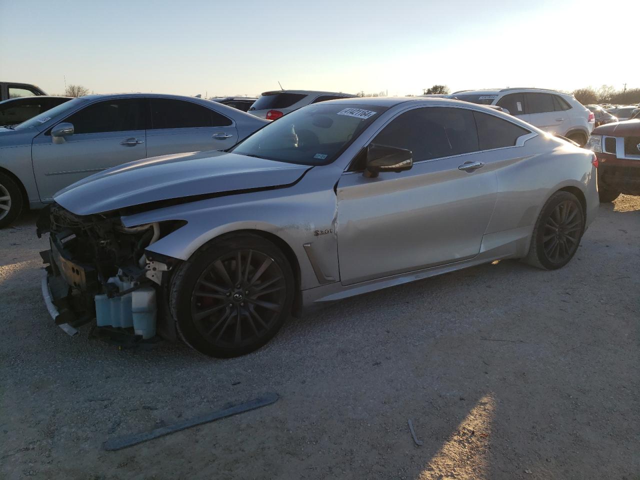 Infiniti Q60 (2017)