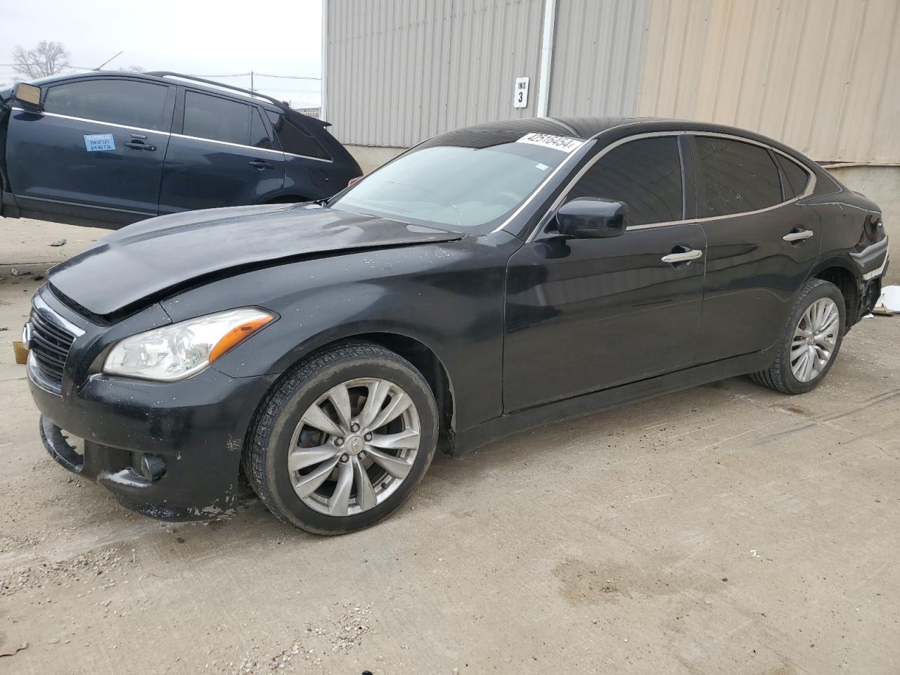 Infiniti M (2011)