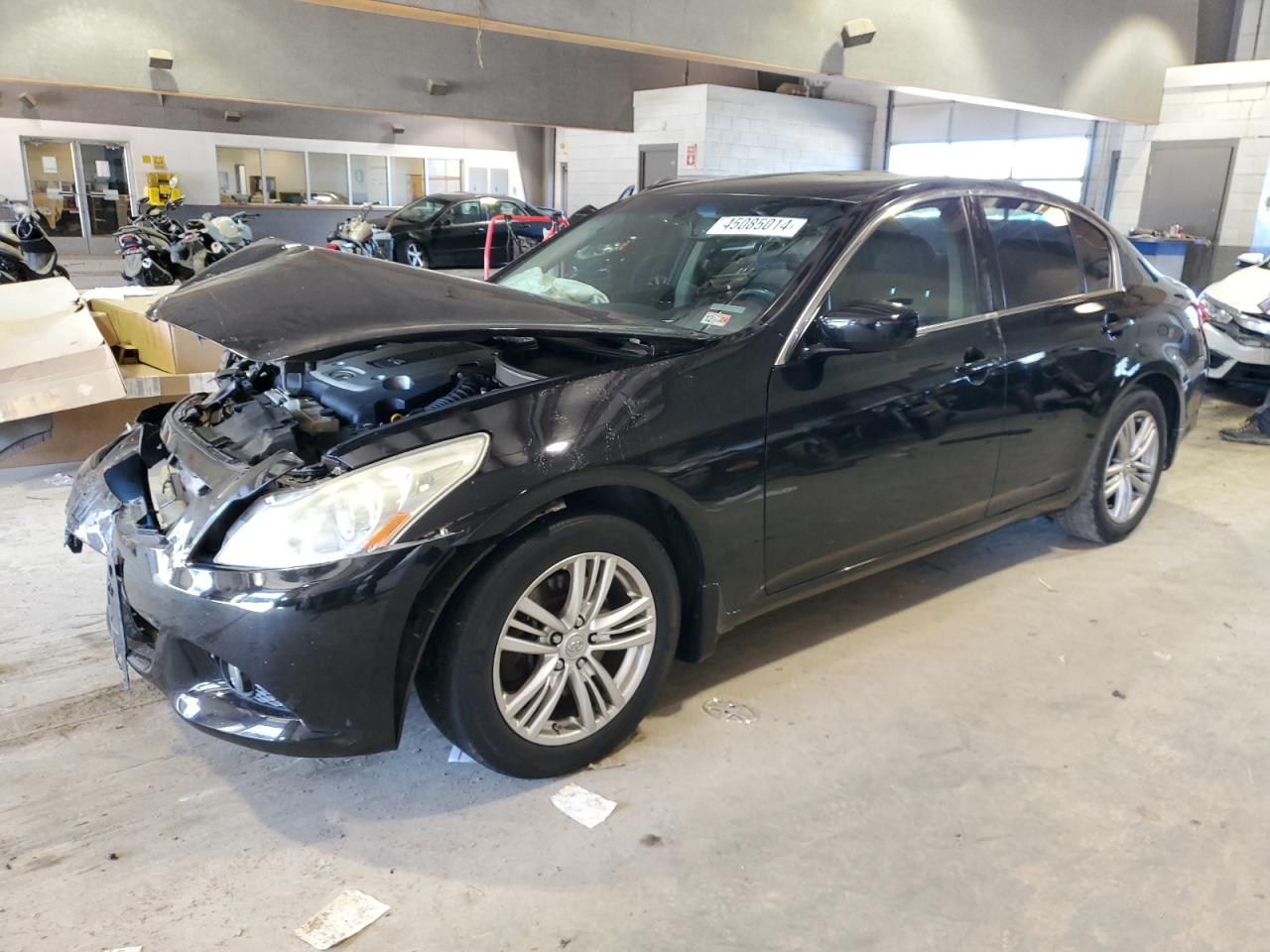 Infiniti G (2012)