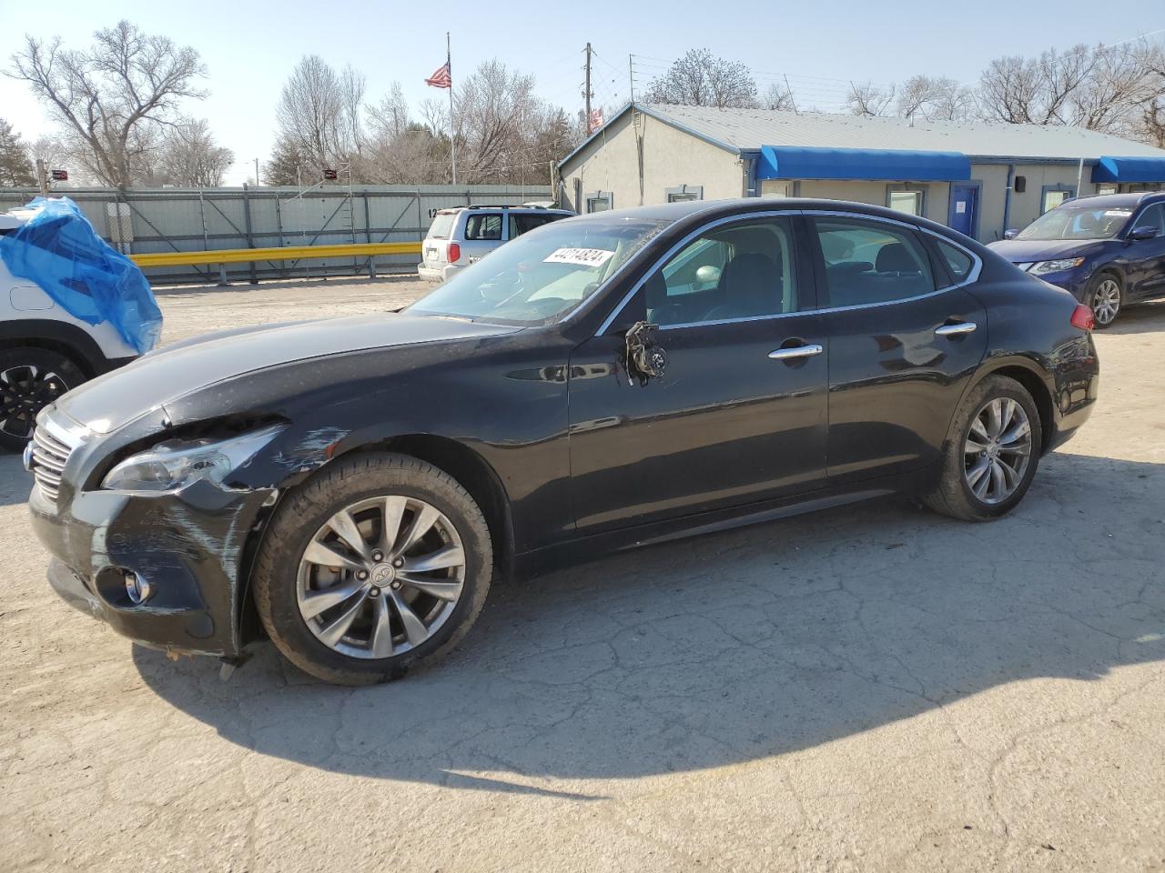 Infiniti M (2013)