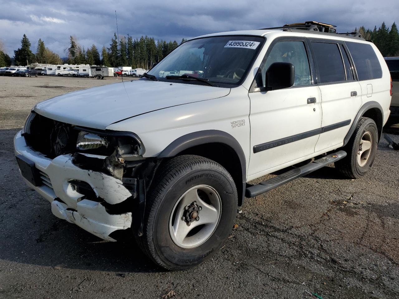 Mitsubishi Montero (2000)