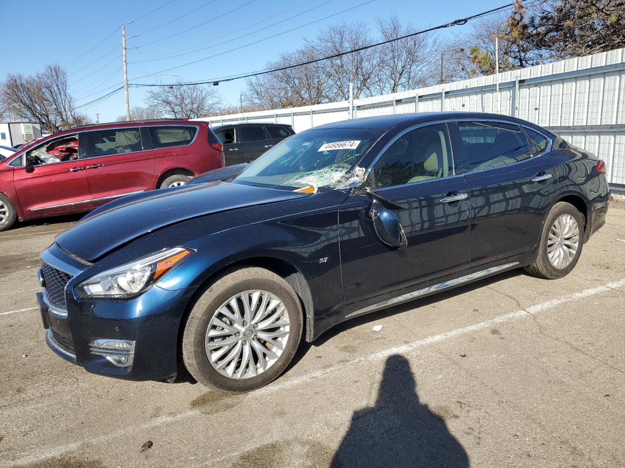 Infiniti Q70 (2015)