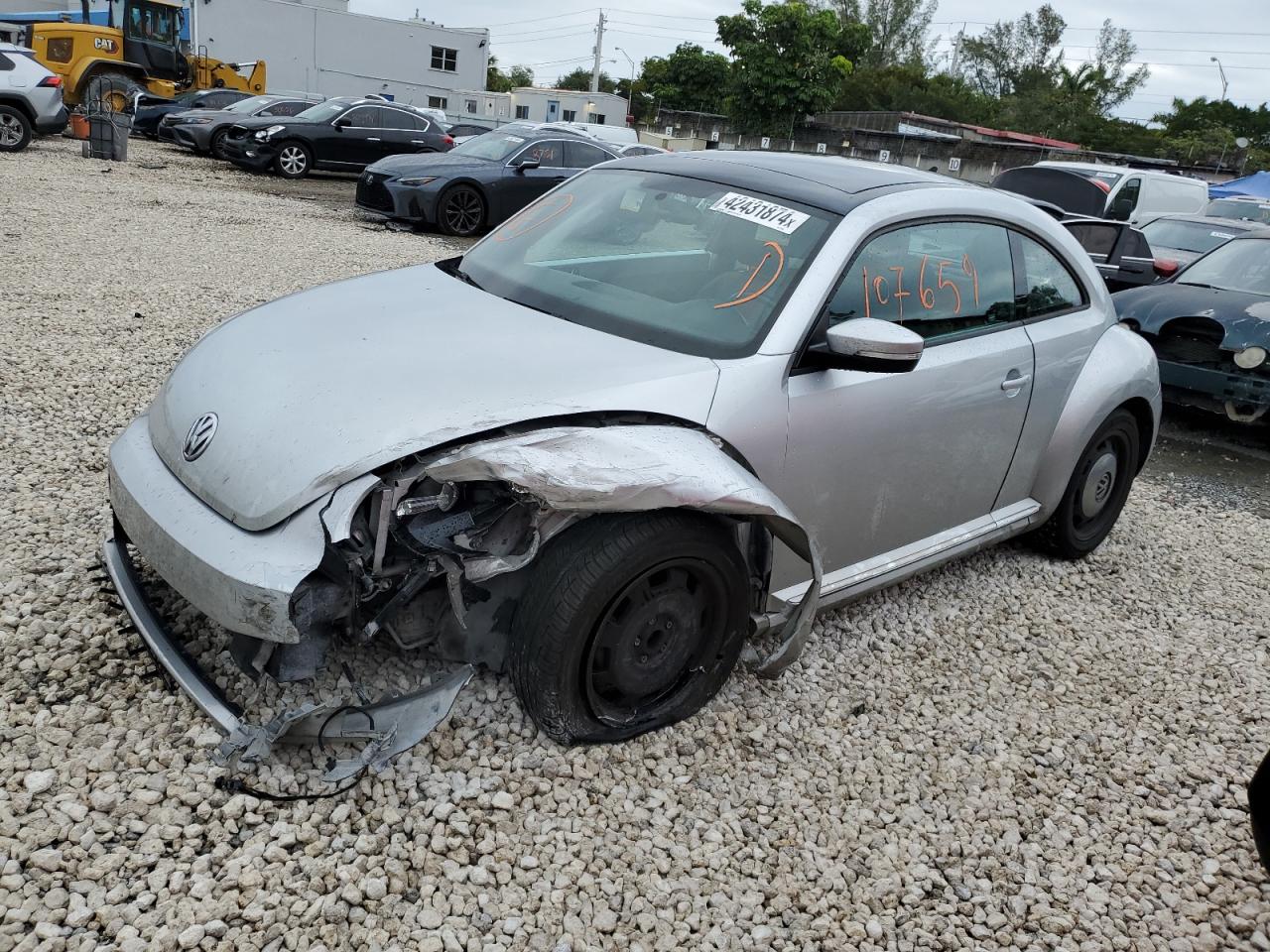 Volkswagen Beetle (2013)