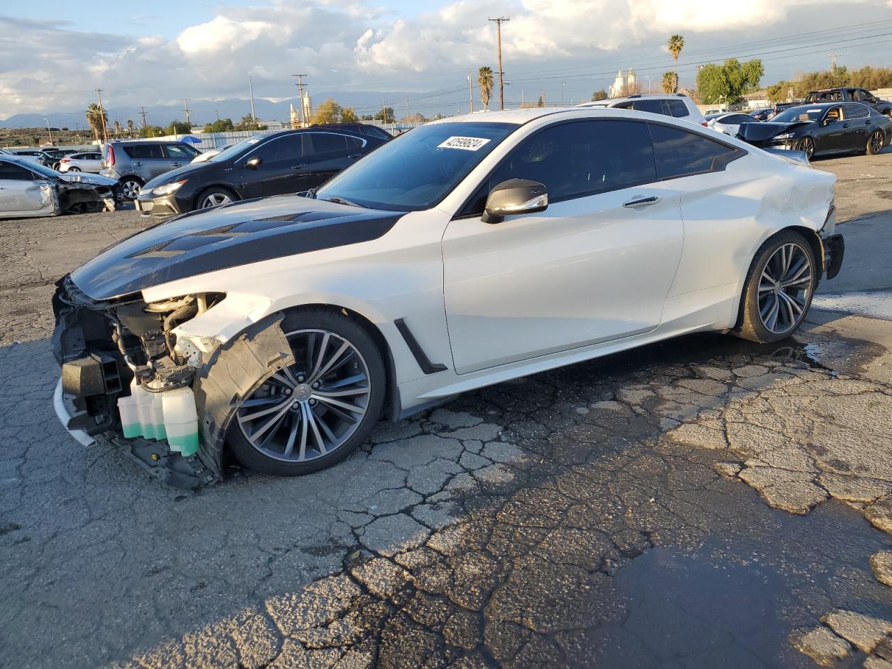 Infiniti Q60 (2017)