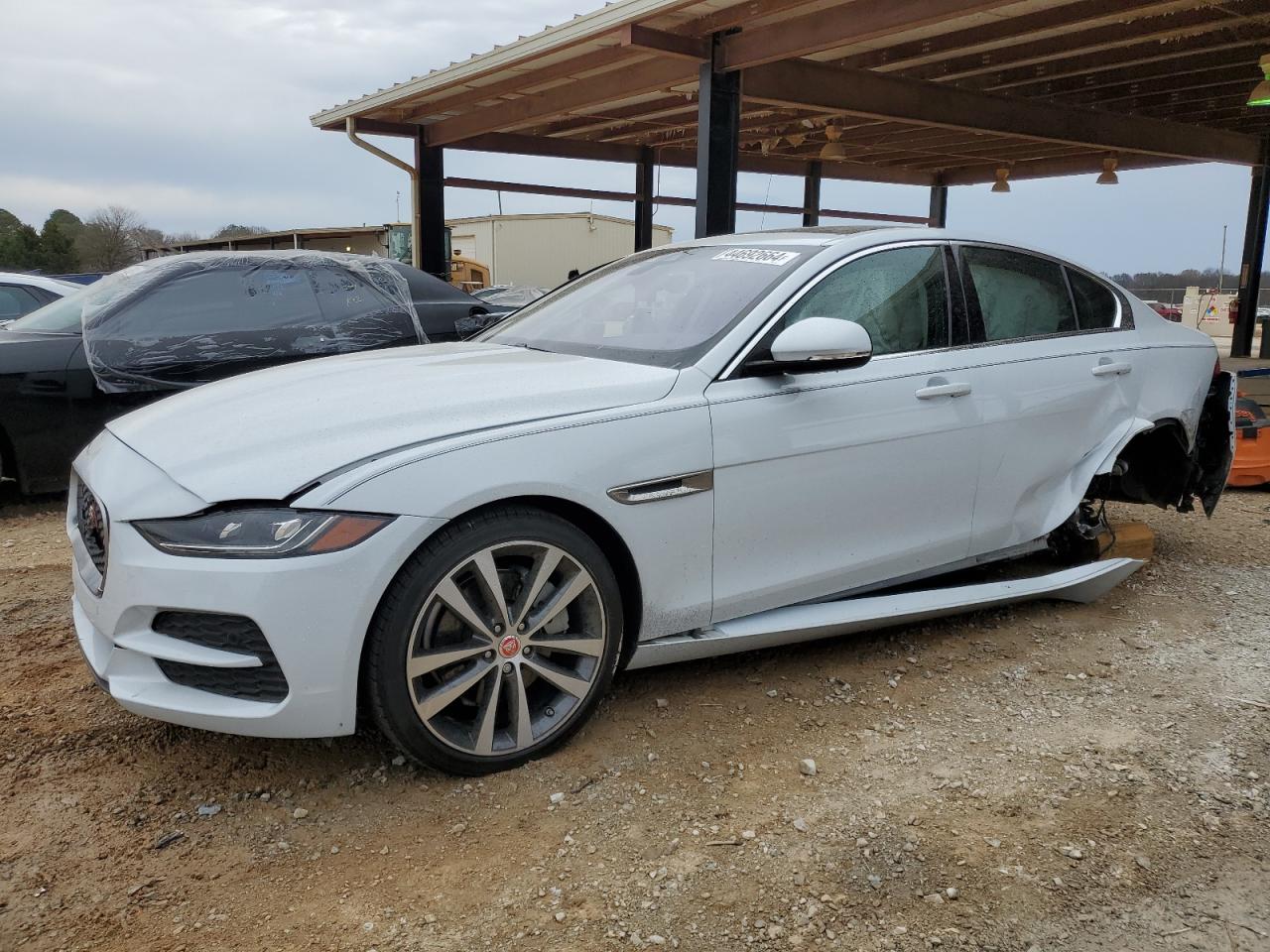 Jaguar Xe (2020)