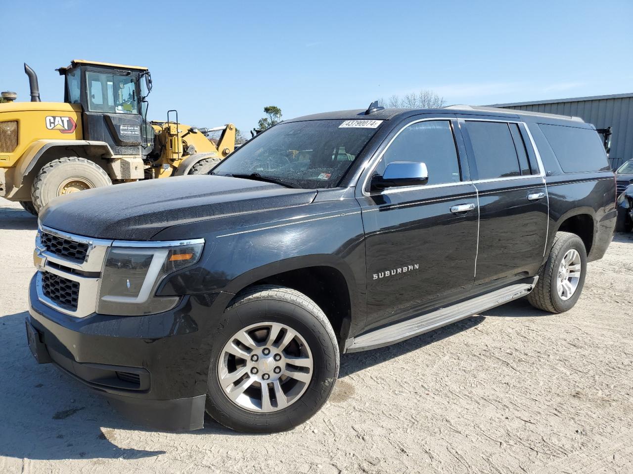 Chevrolet Suburban (2015)