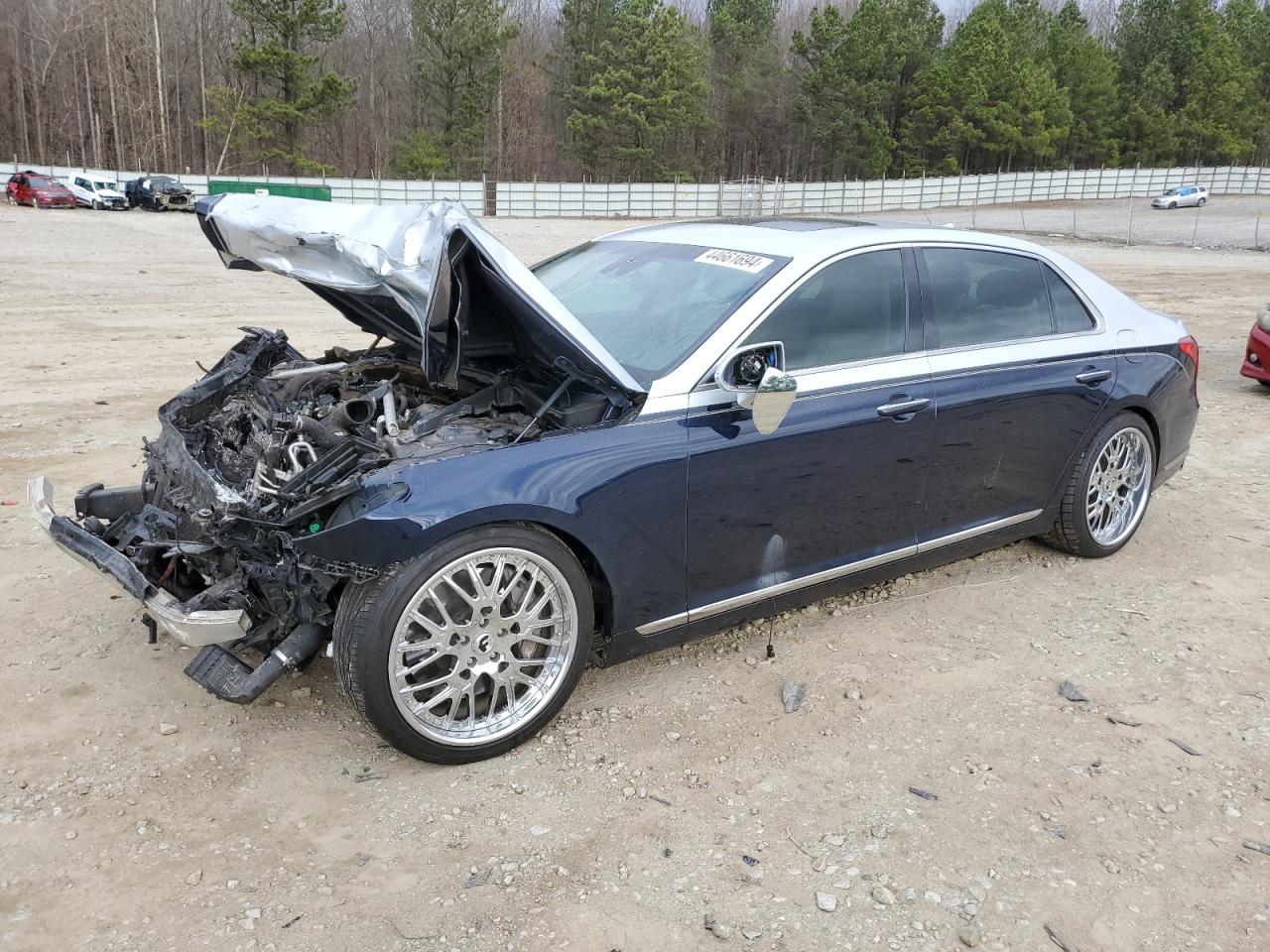 Genesis G90 (2018)