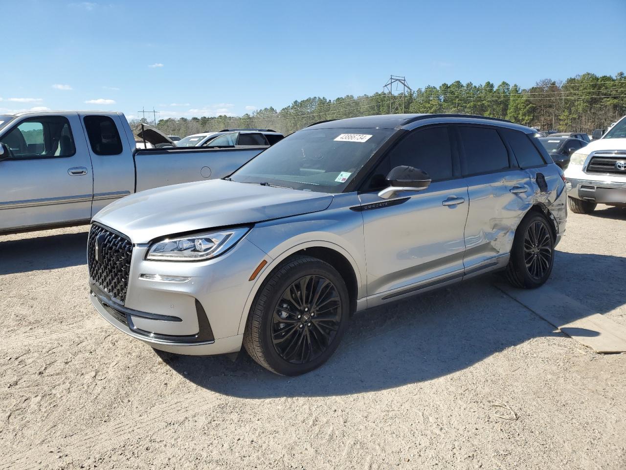 Lincoln Corsair (2023)