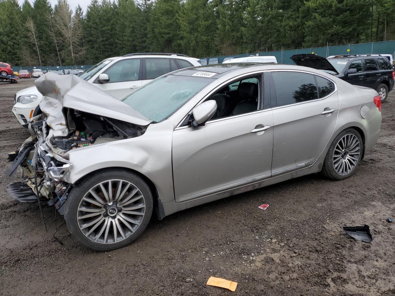 Kia Cadenza (2015)