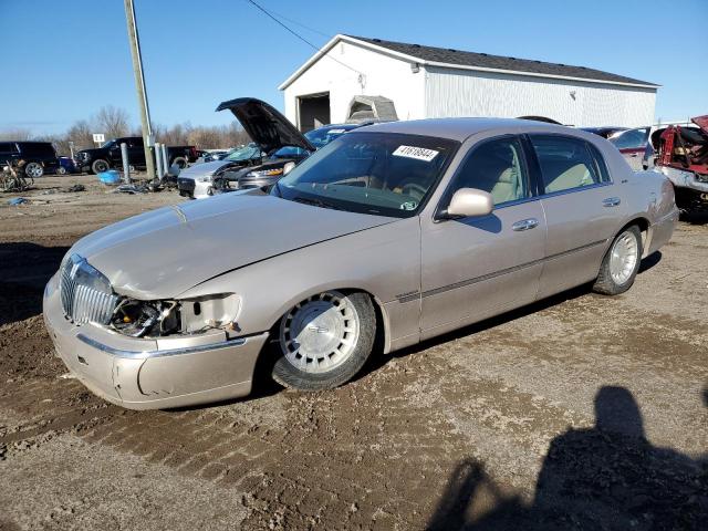 Lincoln Towncar (1998)