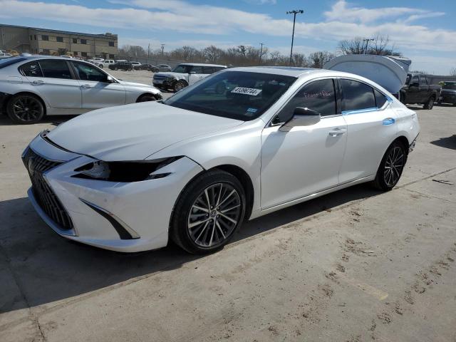 Lexus Es300 (2023)