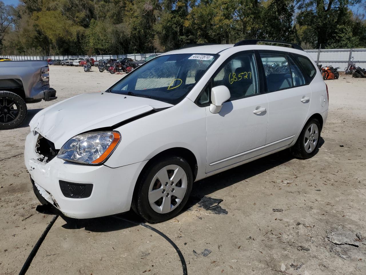 Kia Rondo (2009)