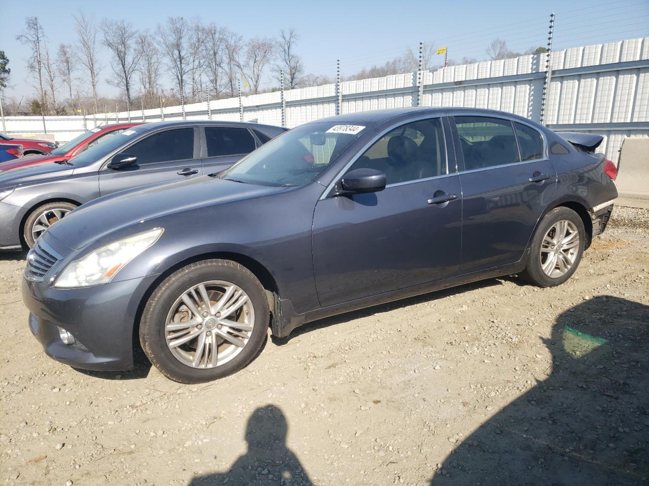 Infiniti G (2013)