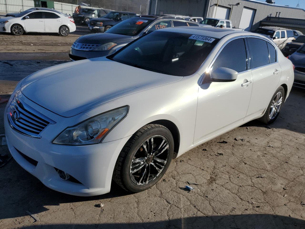 Infiniti G (2011)