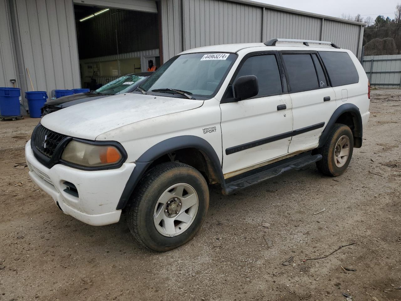Mitsubishi Montero (2004)