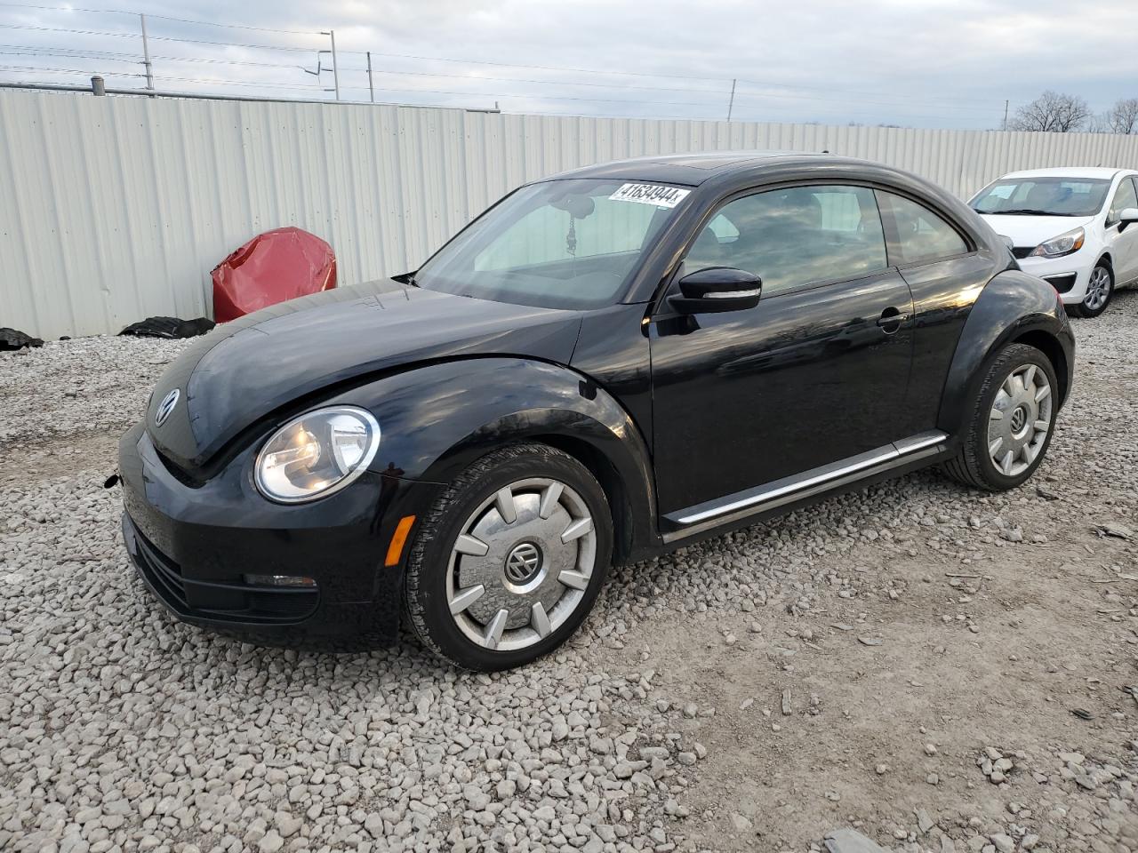 Volkswagen Beetle (2016)