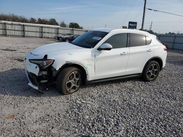 Alfa-romeo Stelvio (2018)