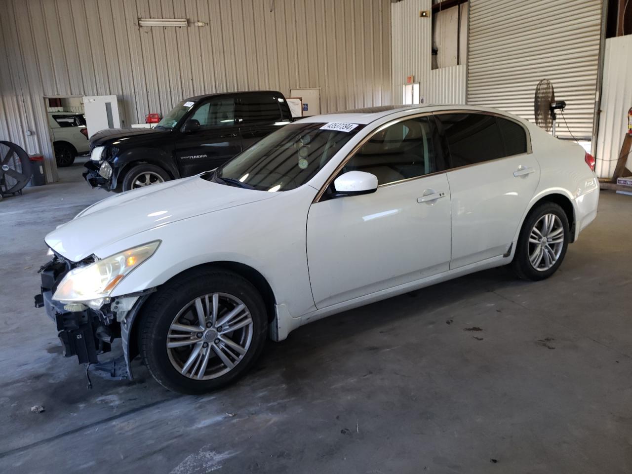 Infiniti G (2011)