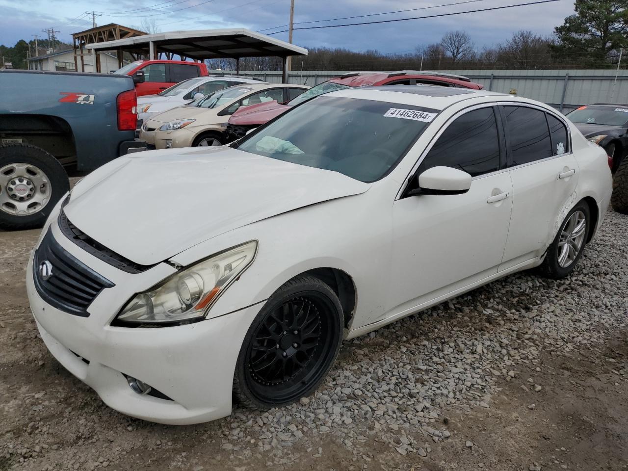 Infiniti G (2013)