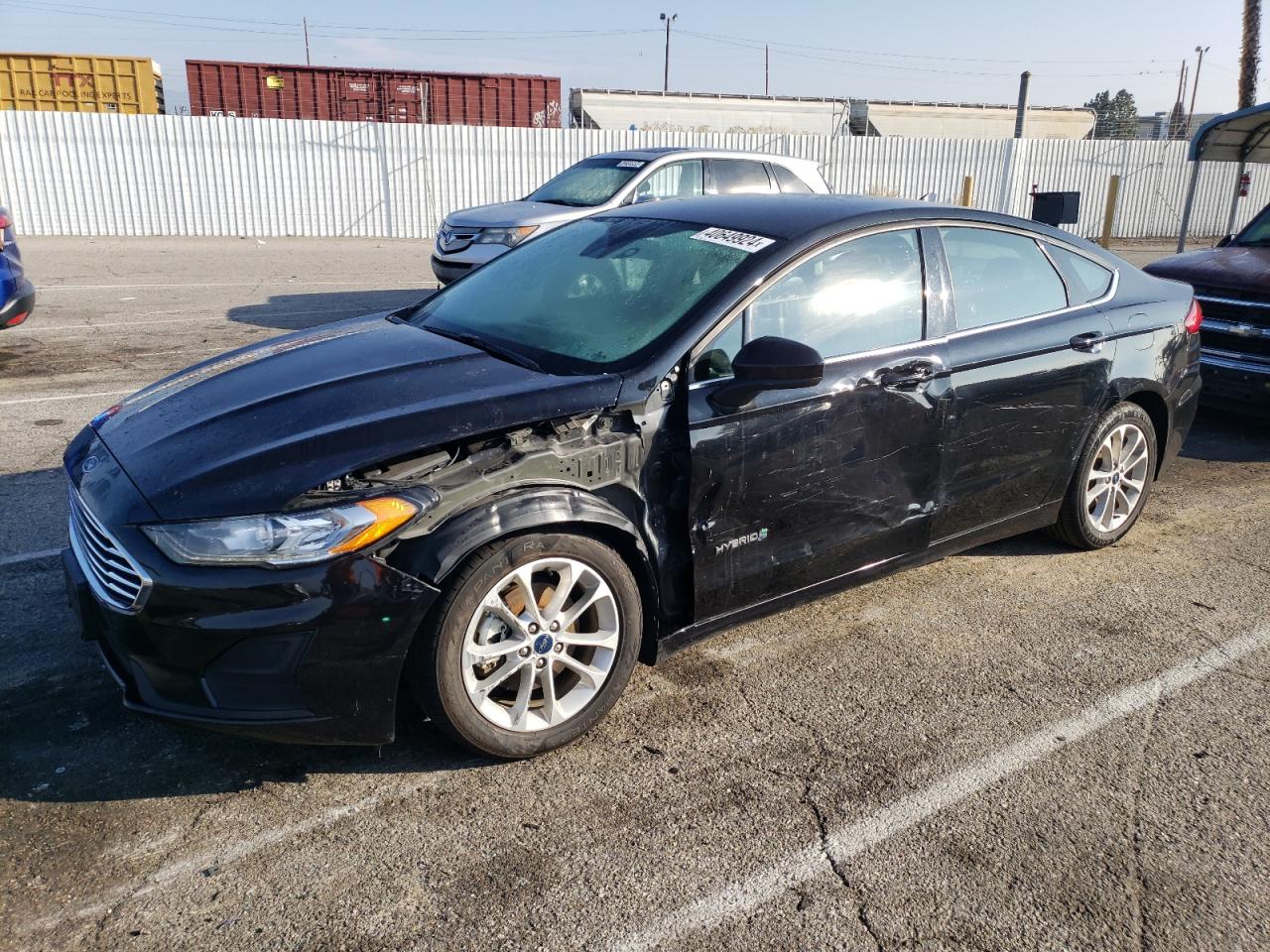 Ford Fusion hybrid (2018)