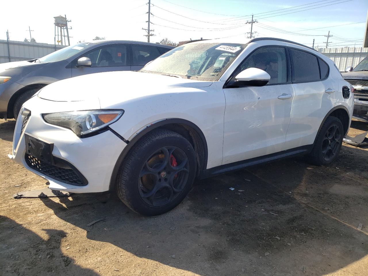 Alfa-romeo Stelvio (2018)
